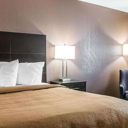 Quality Inn Grand Rapids South-Byron Center Cutlerville エクステリア 写真