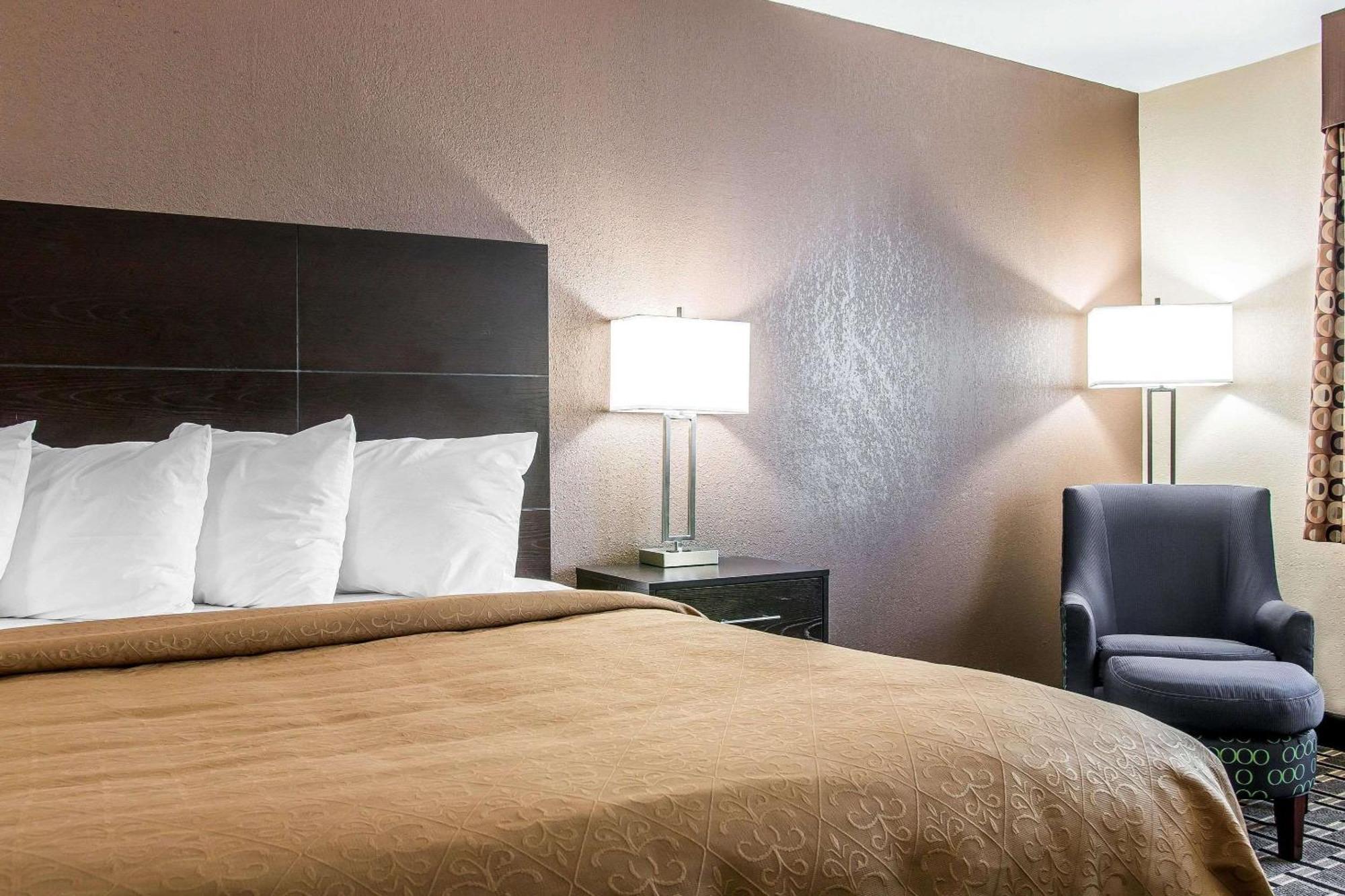 Quality Inn Grand Rapids South-Byron Center Cutlerville エクステリア 写真