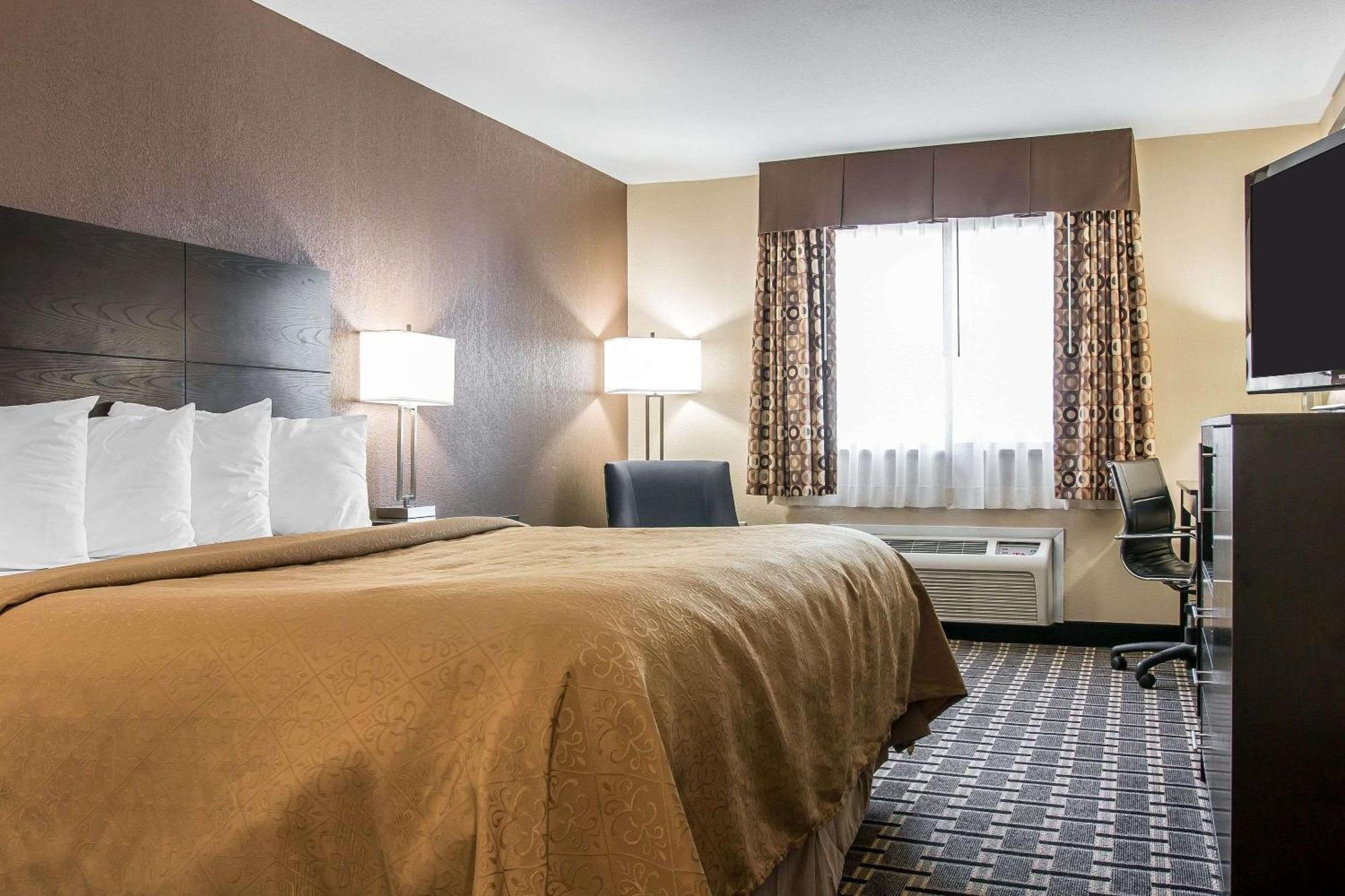 Quality Inn Grand Rapids South-Byron Center Cutlerville エクステリア 写真