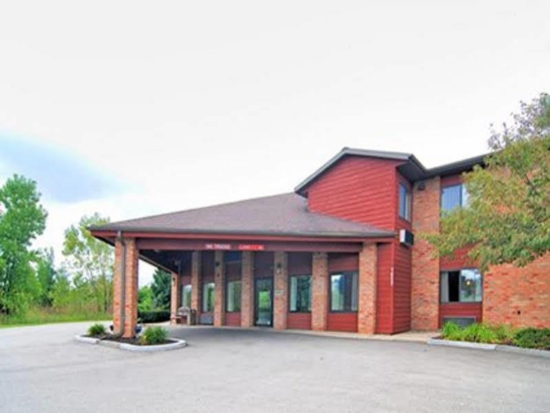 Quality Inn Grand Rapids South-Byron Center Cutlerville エクステリア 写真